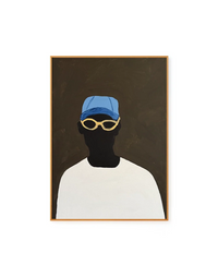 Homem Preto de Boné Azul